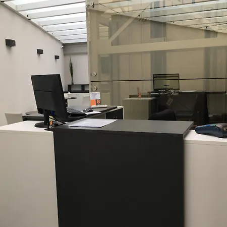 8room CTA