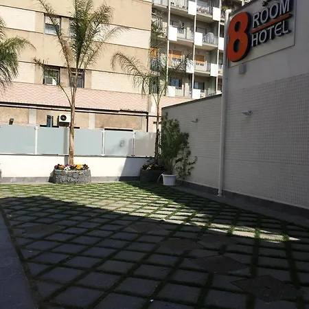 Hotel 8room CTA