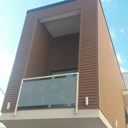 8room 4* CTA