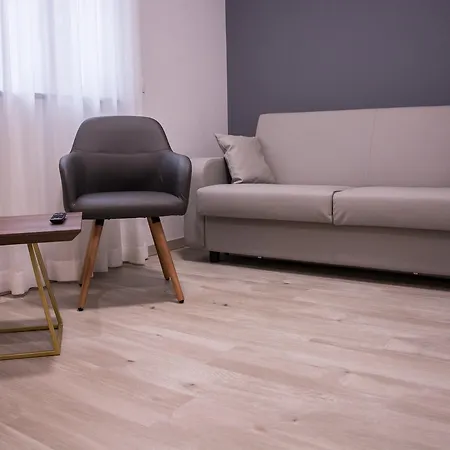 8room 4* CTA