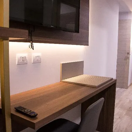 8room 4* CTA