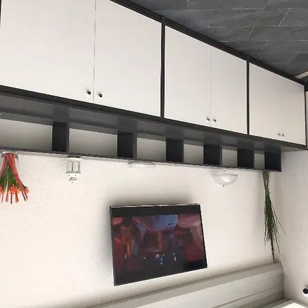 Hotel 8room CTA